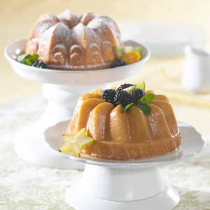 Nordic Ware Bundt Duet Pan, Fleur de Lis & Heritage Design, 2.5 cup image 3