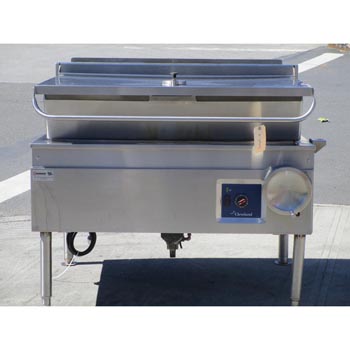 Cleveland SGL-40-TR 40 Gallon DuraPan Gas Open Base Tilt Skillet, Good Condition image 2