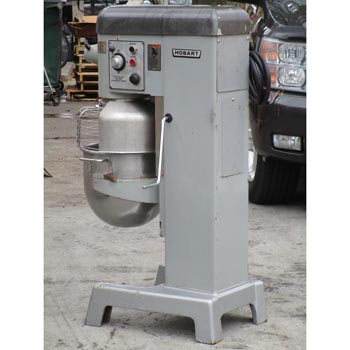 Hobart 40 Quart Mixer D340 With a Bowl Gaurd, Excellent Condition image 2
