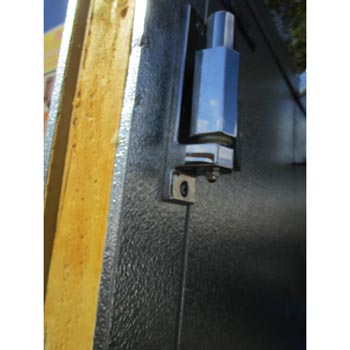 Master-Bilt Walk In Box Door Model # V39LC082XX, Brand New Just Some Minor Dents image 5