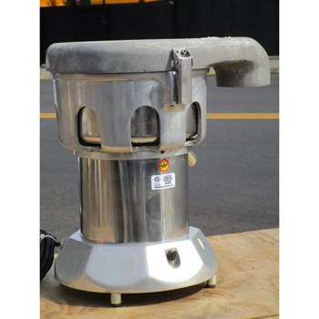 Ruby 2000 Juicer Extractor, Great Condition image 1