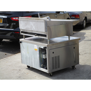 Wells Griddle WG-2436G on Chef Case Refrigerator, Great Condition image 4