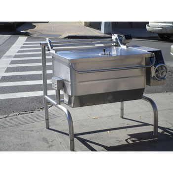 Groen BPM-40G Eclipse Braising Pan, 40 Gallon, Manual Tilt, S/S, Natrual Gas, Great Condition image 2