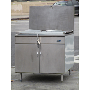 Pitco 34" Donut Fryer Model 34P Natural Gas, Great Condition image 1