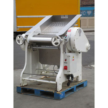 Farina Maquinas S600 Used Dough Refiner / Sheeter / Breaker / Sobadora, Great Condition image 2