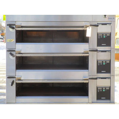 Mono FG247-G28S01 Electric Deck Oven Three Section, Good Condition image 2