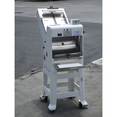 Oliver Gravity Feed Bread Slicer 797-32NC 1/2" Cut, Used Very Good Condition image 1