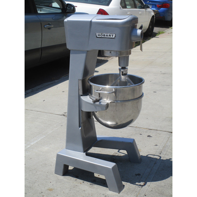Hobart 30 Quart Mixer D300T with Timer, Excellent Condition image 2