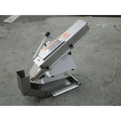 Oliver 702N Bagel Slicer, With Return Slide, Excellent Condition image 3