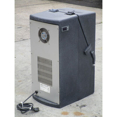 Creamiser 210 Milk Dispenser, Very Good Condition image 1