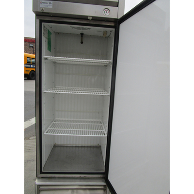 True T19FZ Freezer, Used Very Good Condition image 2