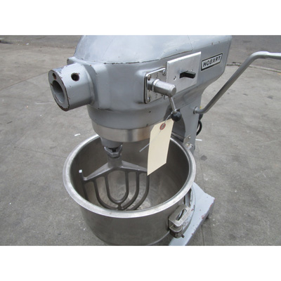 Hobart 20 Quart A200 Mixer, Used Great Condition image 2