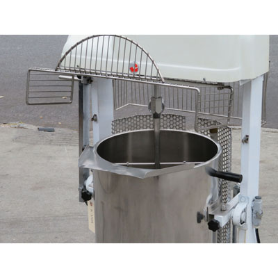 Sigma CC-30 Floor Style Natural Gas Powered Commercial Tilted Cream Cooker, Used Great Condition image 2