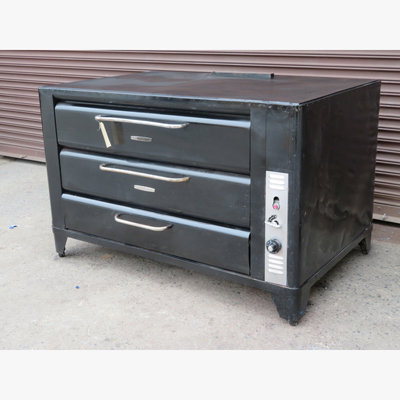 Blodgett 981 Deck Oven, Used Great Condition image 1