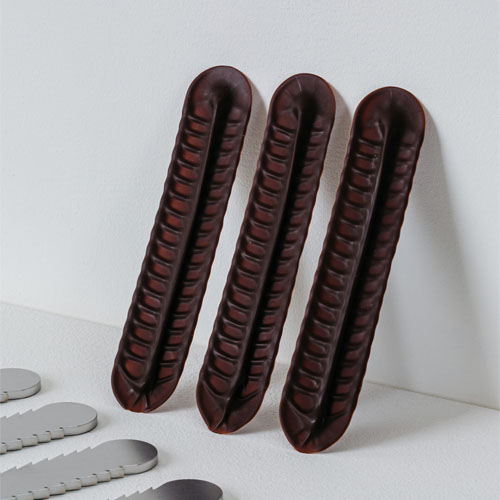 Martellato Chocolate Feather Eclair Comb image 2