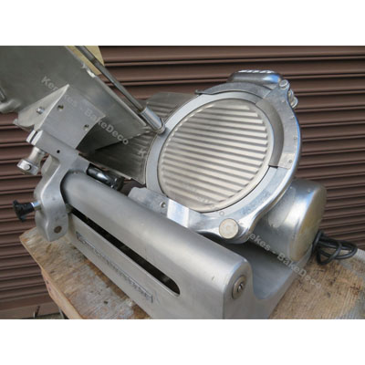 Globe Meat Slicer 660, Used Excellent Condition image 3