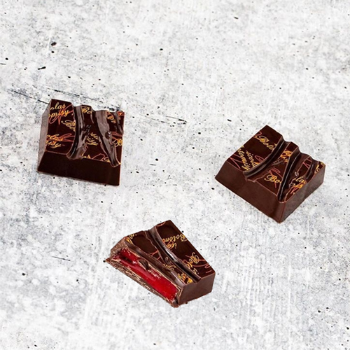Greyas Polycarbonate Magnetic Chocolate Mold, Square by Nicolas Botomisy, 18 Cavities image 1