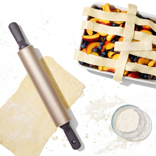 OXO Good Grips Non-Stick Rolling Pin, 12" Barrel image 3