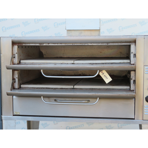 Blodgett 981 Deck Oven With Stones , Used Good Condition image 1