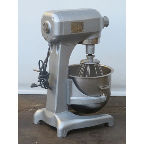 Hobart 20 Quart Mixer A200, Used Great Condition image 2