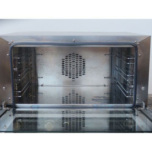 Cadco XAF013 Convection Oven, Used Excellent Condition image 1