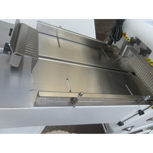 Oliver 797-32NC Bread Slicer 1/2" Cut, Used Great Condition image 2