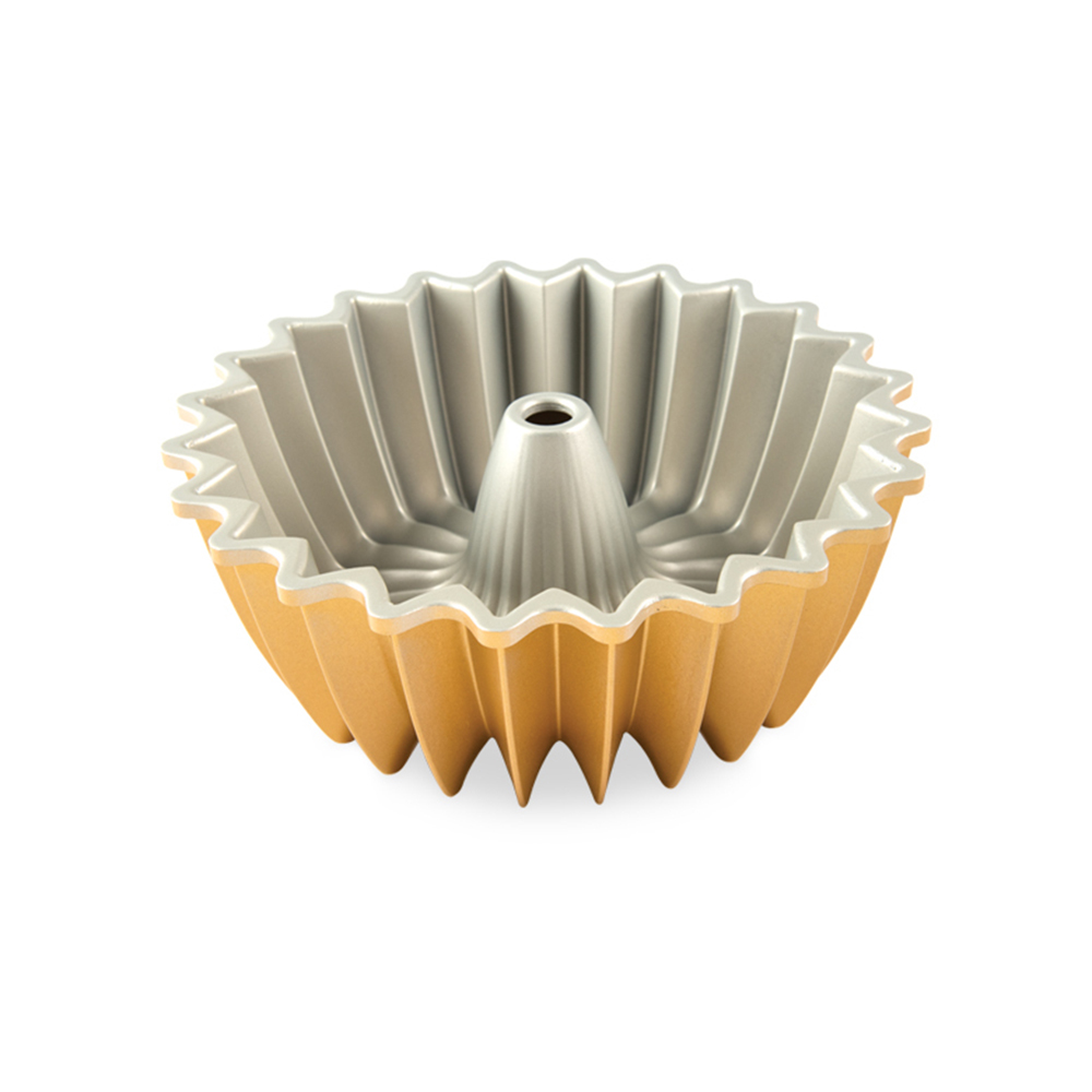 Nordic Ware 93277 Brilliance Bundt Pan image 1