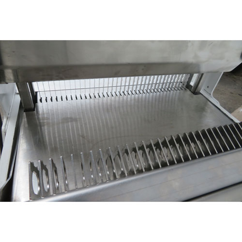 Oliver 777NT Bread Slicer 7/16" Slices, Used Great Condition image 2