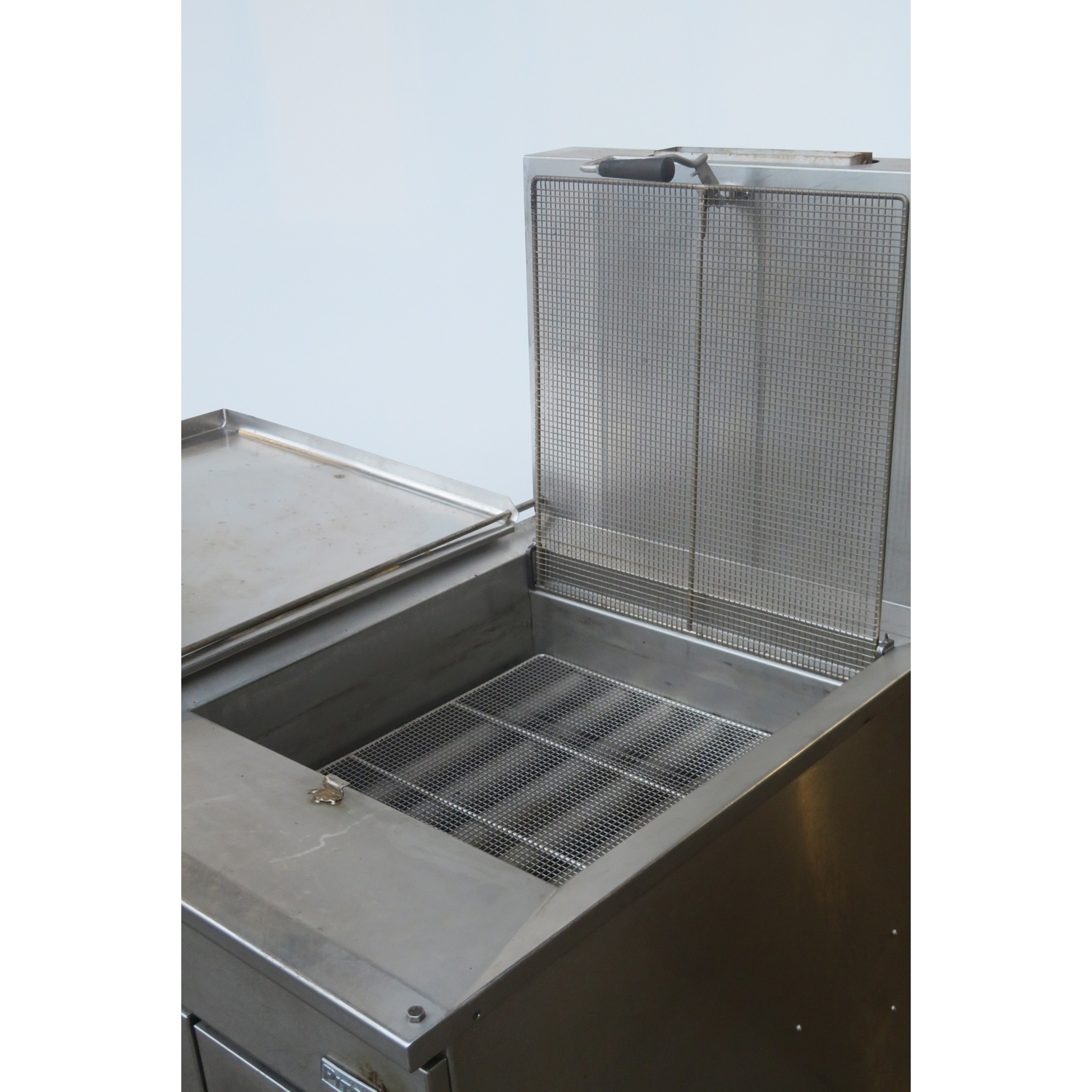 Pitco 24PSS Donut Fryer, Used Great Condition Fryers & Cooking