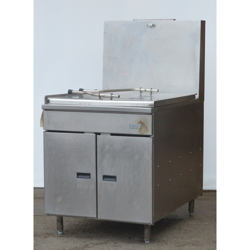 Pitco 24PSS Donut Fryer, Used Great Condition Fryers & Cooking