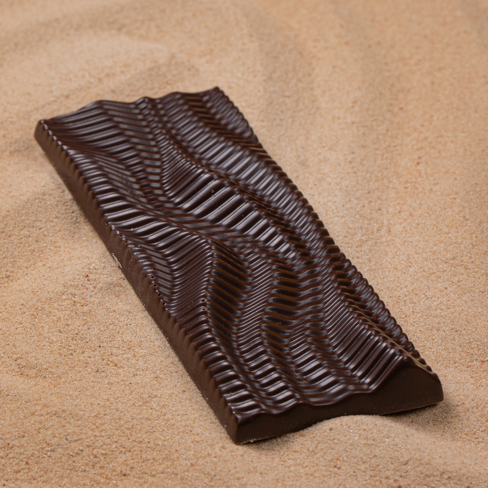 Chocolate World Polycarbonate Chocolate Mold, Wind Waves Bar, 4 Cavities  image 3