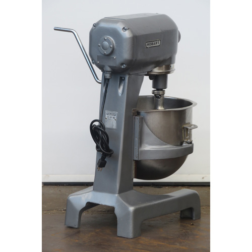 Hobart 20 Quart A200T Mixer, Used Excellent Condition image 2