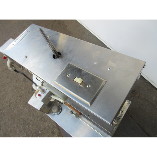Comtec 2200 Pie and Pastry Crust Forming Press, Used Great Condition image 2
