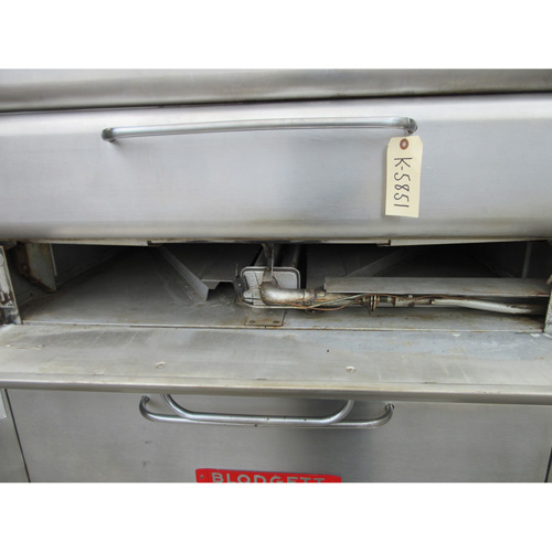 Blodgett 981-966 3 Deck Gas Oven, Used Excellent Condition image 3