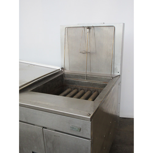 Pitco 24P 24 Donut Gas Fryer, Used Excellent Condition image 2