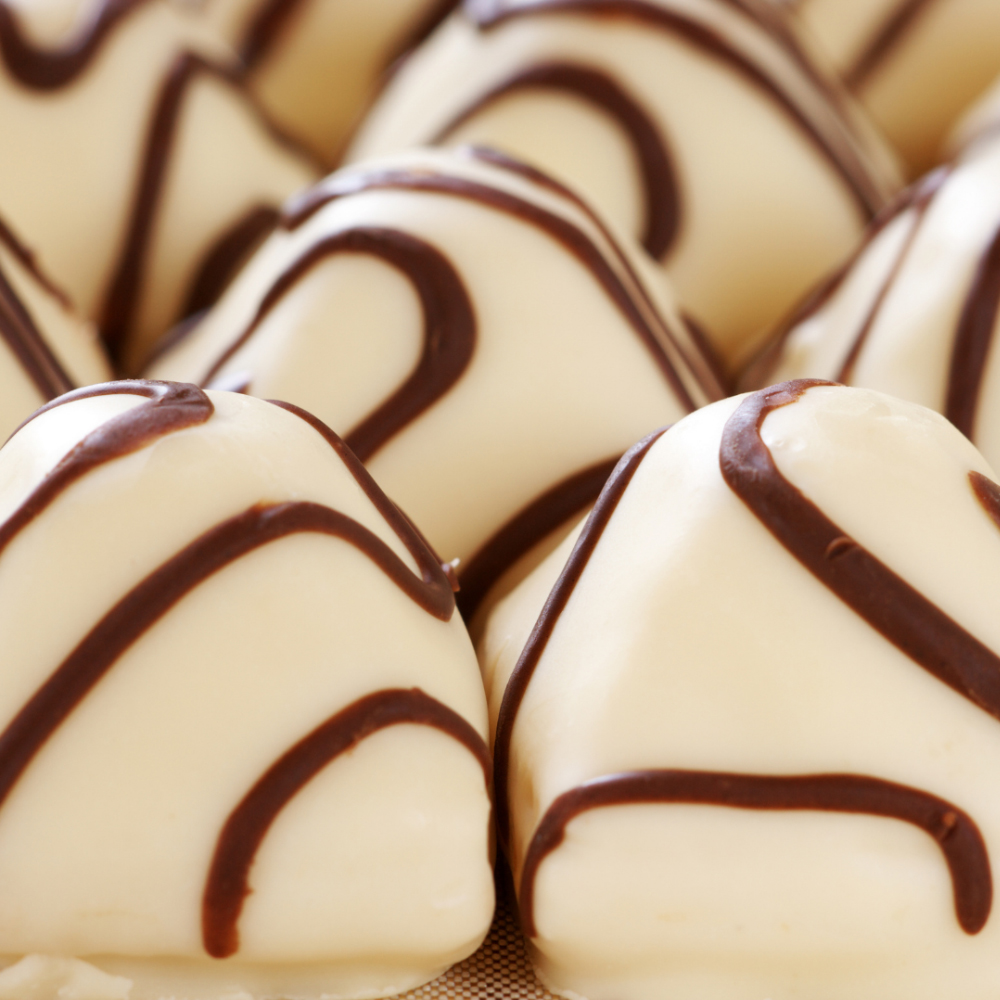 ChocoMaker White Vanilla Candy Wafers, 16 oz. image 3