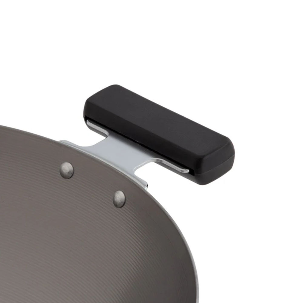 Winco Professional Series Carbon Steel Flat Bottom Wok, 14" image 3