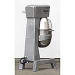 Hobart D300T Mixer 30 Qt Bowl And 2 Attachments Included, Used Excellent Condition image 2