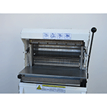 Oliver 777NT Bread Slicer 1/4" Slices, Used Excellent Condition image 2