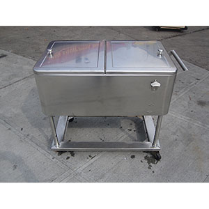 Insulated Ice Bin, Used Great Condition image 3