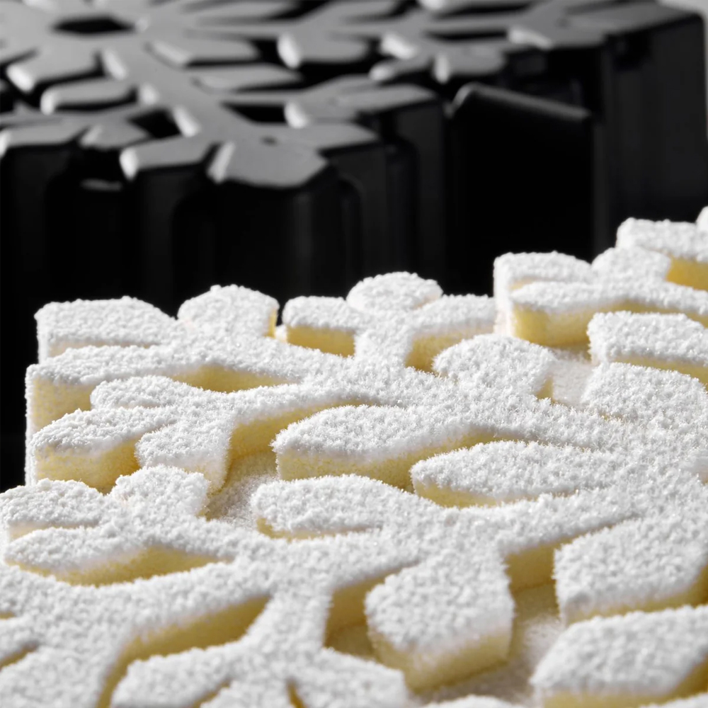 Pavoni Pavocake SNOWFLAKE Silicone Mold, 37.2 oz. image 2