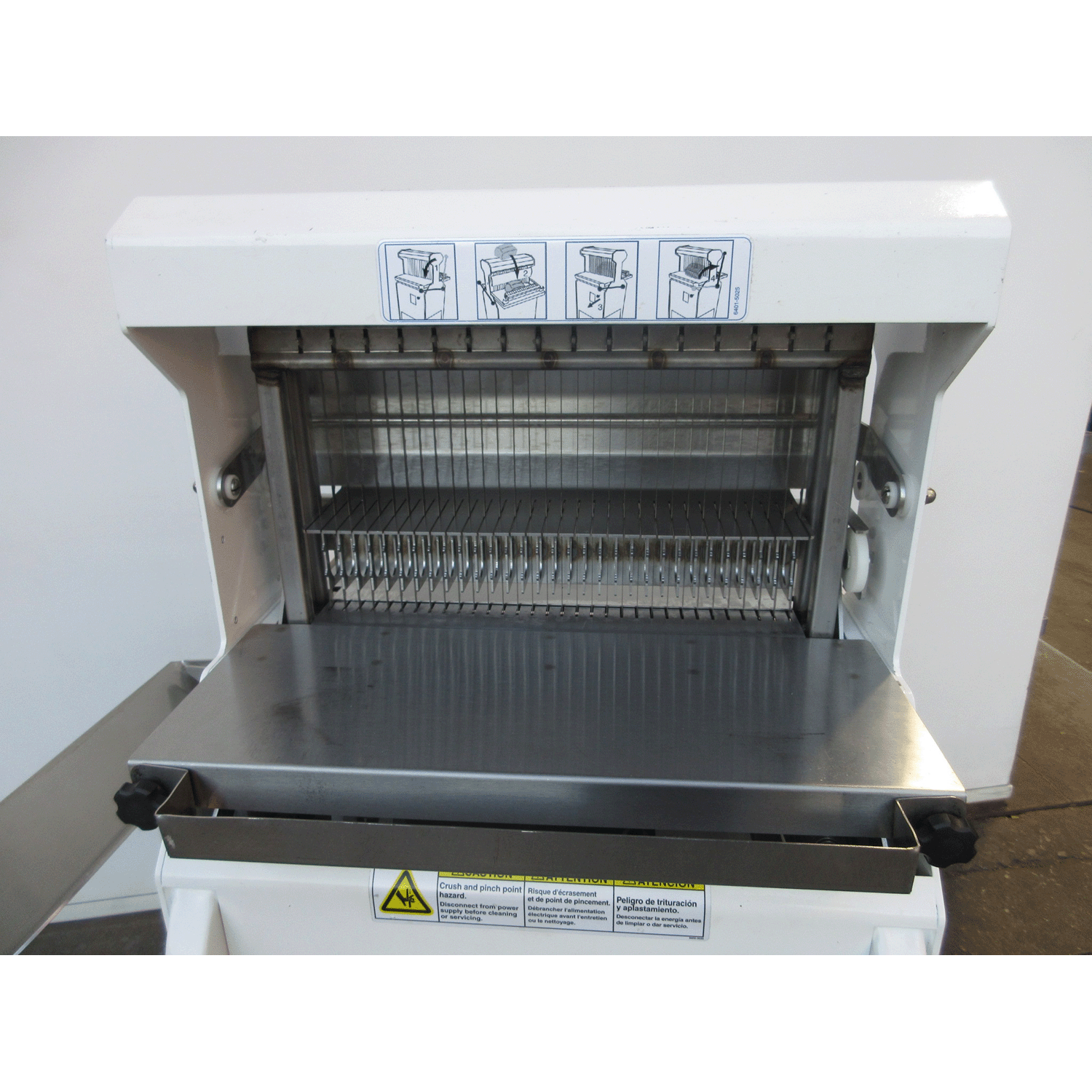 Oliver 777NT Bread Slicer 7/16" Cut, Used Excellent Condition image 2