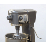 Hobart D300 Mixer 30 Qt, Bowl And 2 Attachments Included, Used Excellent Condition image 1