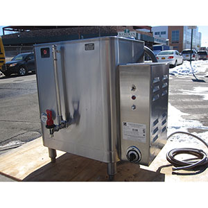Grindmaster 815 15-Gallon Electric Hot-Water Boiler, Used excellent Condition image 1