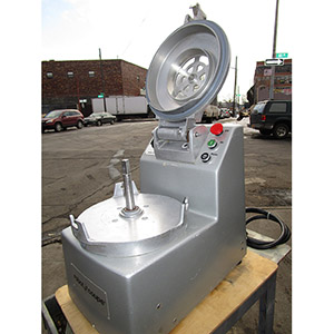 Robot Coupe Vertical Cutter Mixer R10, Excellent Condition image 5