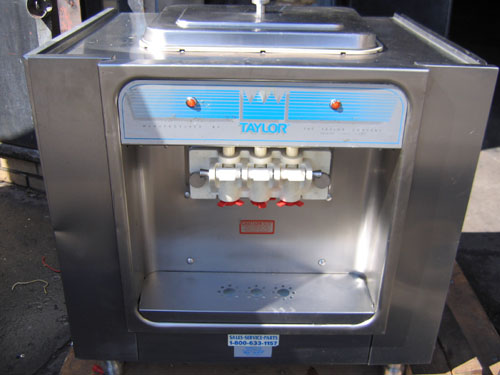 Taylor 162 Soft Serve Freezer Twin Twist, Taylormate Water Cooled