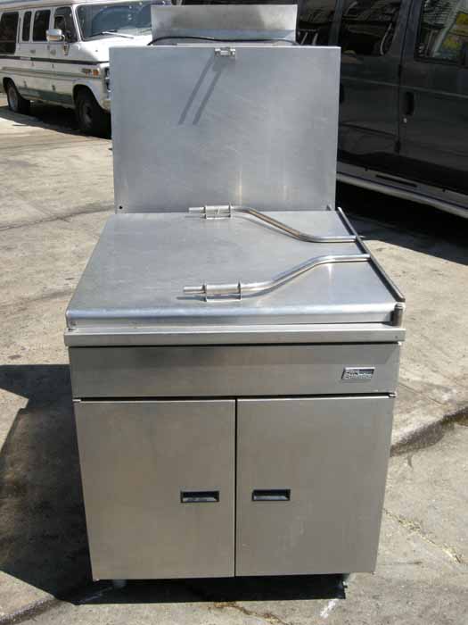 Used Pitco Donut Fryer #24RSSUFM-H with Filtration System