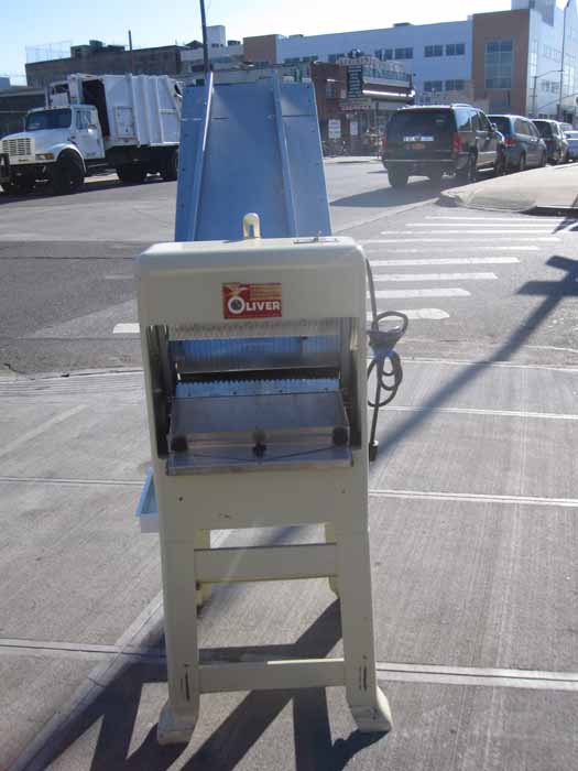 Oliver Gravity Feed Bread Slicer 1/2" Cut Used Very Good Condition