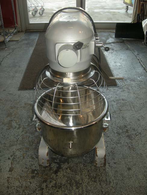 Hobart 20 Qt Mixer Original paint - Used Condition