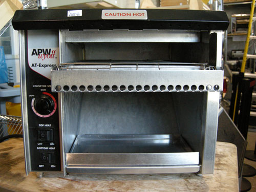 APW Toaster Oven AT EXPRESS Used Good Condition
